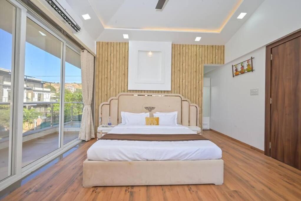 Royal Paradise Villa Lonavala Dış mekan fotoğraf